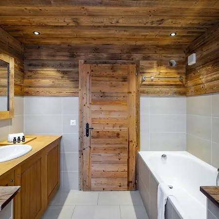 Micheline Chalet