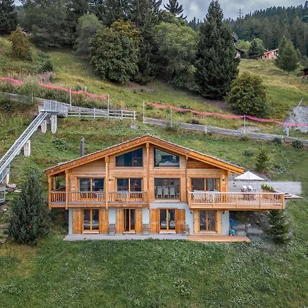 Micheline Chalet *