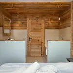 Micheline Chalet